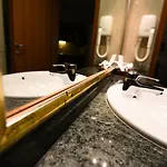 Karpos 4* Skopie