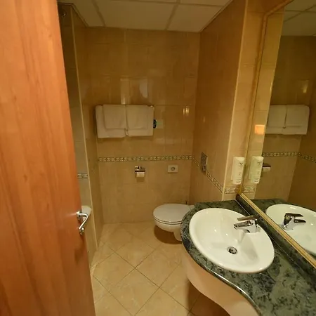 Karpos 4* Skopje