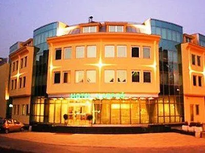 Karpos Hotel 4*