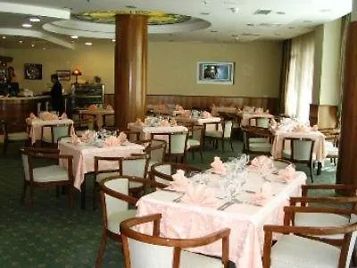 Hotel Karpos 4*