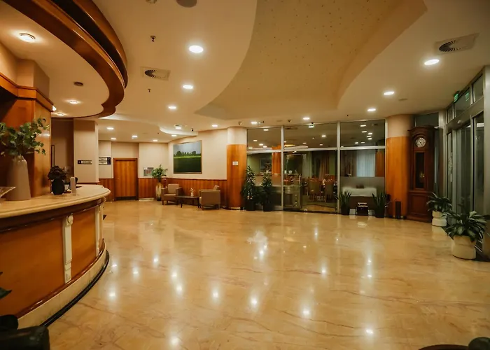 Hotel Karpos 4*