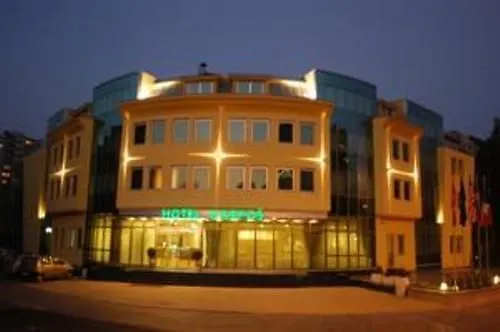 Karpos Hotel